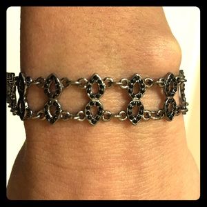 Carolee Black and Silver Fashion Bracelet